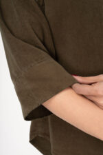 شومیز سیلک رویال جین رنگ گردویی سیر قد68 کد 8011112 - تصویر 3