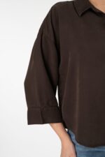 شومیز سیلک کروپین رویال جین قهوه ای سوخته قد 57 کد 0155 - تصویر 3
